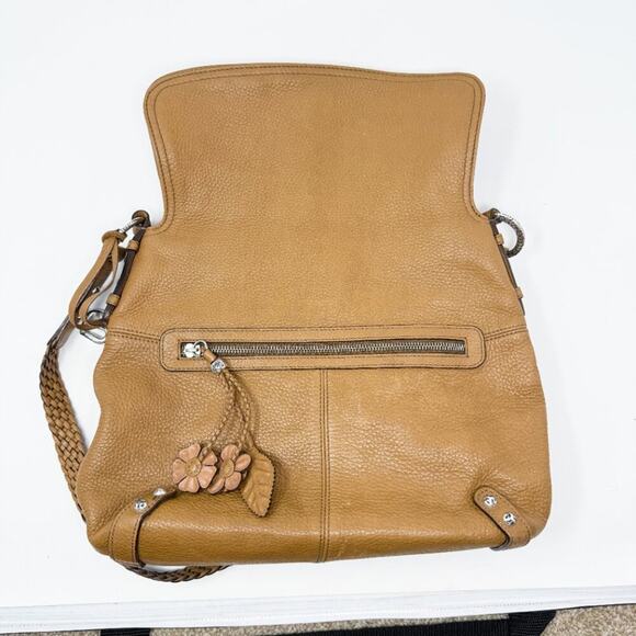Brighton Tan Pebbled Leather Shoulder Bag Flap/Zip Closure Flower Detail EUC - Picture 8 of 13